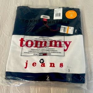 Tommy Hilfiger Sweatshirt brand new. Mans size small
